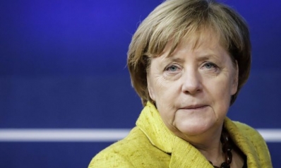 Germany coalition: Merkel courts SPD as pivotal talks begin