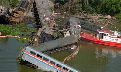 AP Exclusive: ’93 Amtrak crash survivor relives each new one
