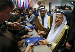 Saudi Arabian Oil Minister Ali al-Naimi talks to journalists during a meeting of OPEC oil ministers in Vienna, Austria, December 4, 2015. REUTERS/Heinz-Peter Bader
