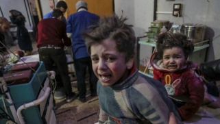Syria war: Dozens of civilians killed in Eastern Ghouta strikes