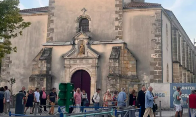 Euphoria and rage in Bordeaux over shock poll result