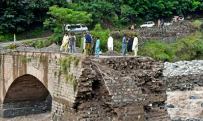 Flash floods kill more than 300 in Pakistan and Pakistan-administered Kashmir Flash floods kill more than 300 in Pakistan and Pakistan-administered Kashmir