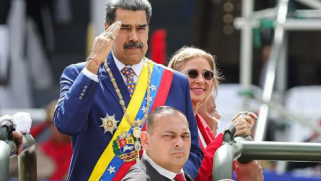 Trump says he authorised CIA in Venezuela as Maduro says ‘no to regime change’