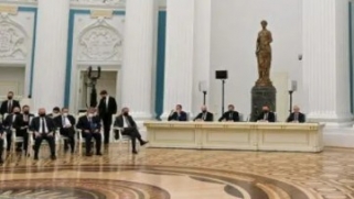 Rich and voiceless: How Putin has kept Russia’s billionaires on side in the war