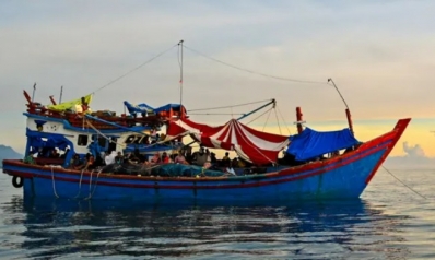 250 missing after migrant boat sinks in Indian Ocean 250 missing after migrant boat sinks in Indian Ocean