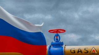 Russian Gas Returns Through the Door of Crisis: Can Europe Really Do Without Moscow?