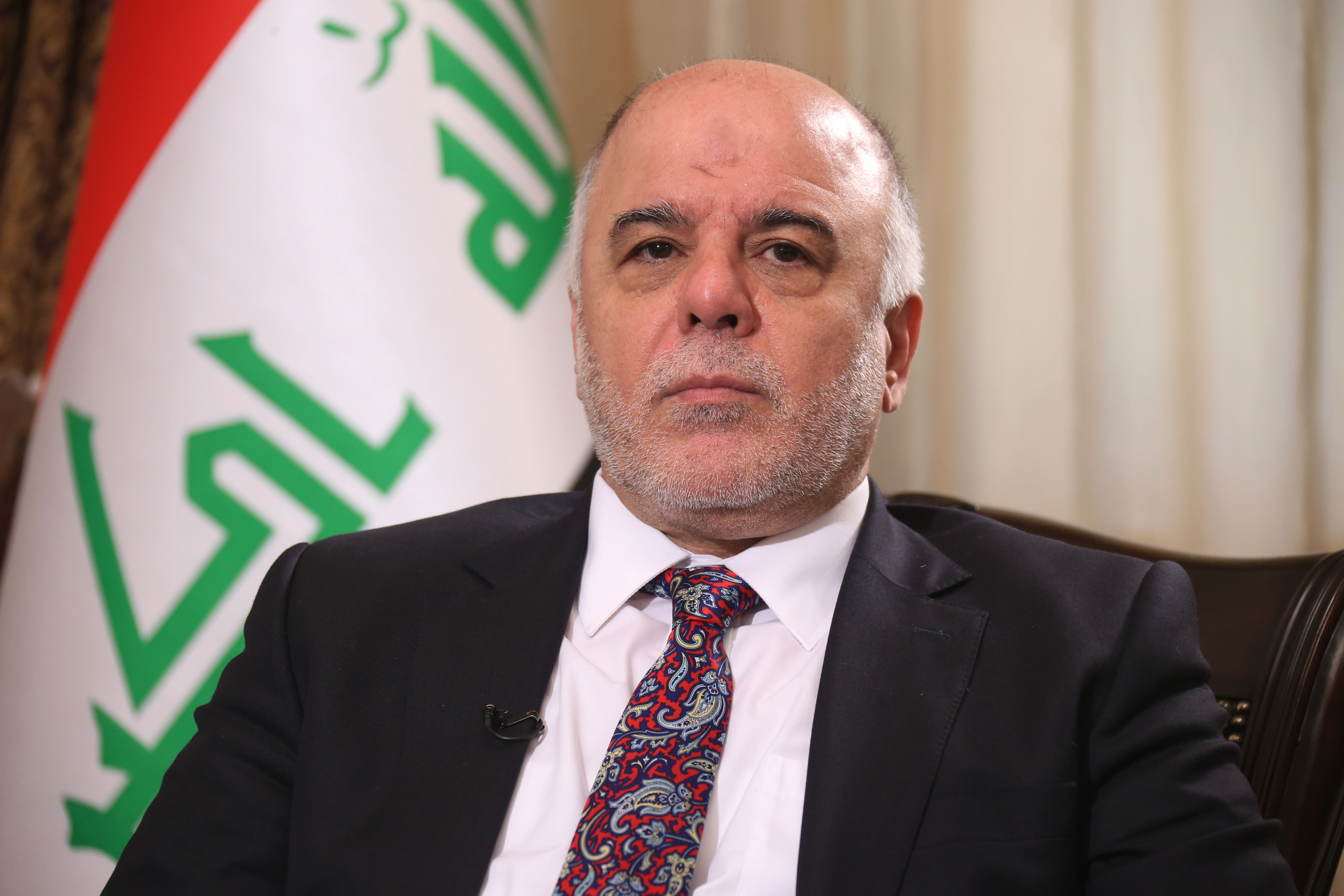 رئيس الوزراء العراقي يمنع 60 مسؤولا مدنيا وعسكريا متهمون بالفساد من السفر