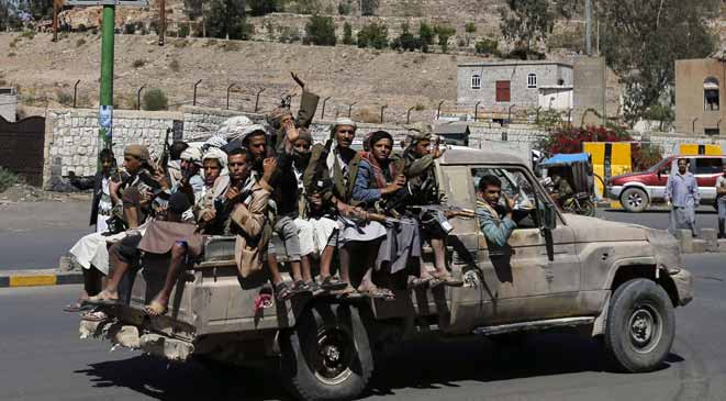 عزلة محتملة: هل تتفاقم الأوضاع الاقتصادية باليمن مع سيطرة الحوثيين؟