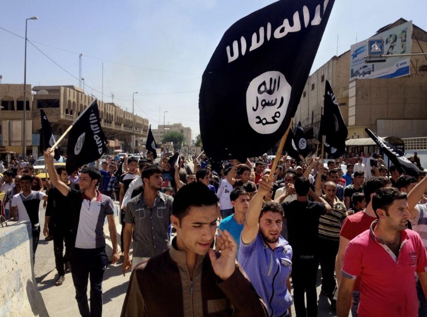 كيف ينظر العراقيون السنة الى تنظيم “داعش”