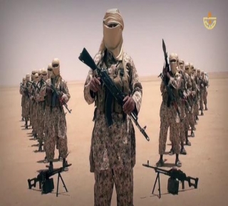 ستراتفور”: هل يمكن أن تتصالح القاعدة مع تنظيم الدولة؟