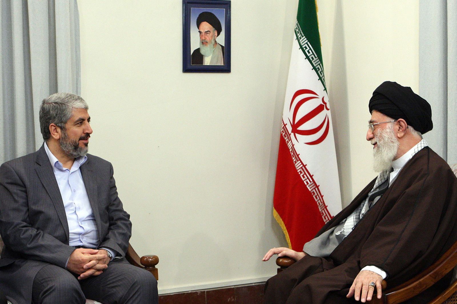 خيارات حماس في العلاقة مع إيران