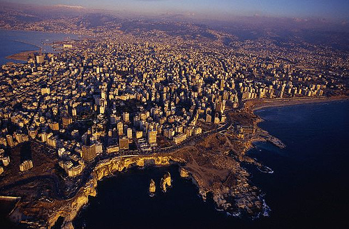 لبنان من الحوار إلى الانفجار