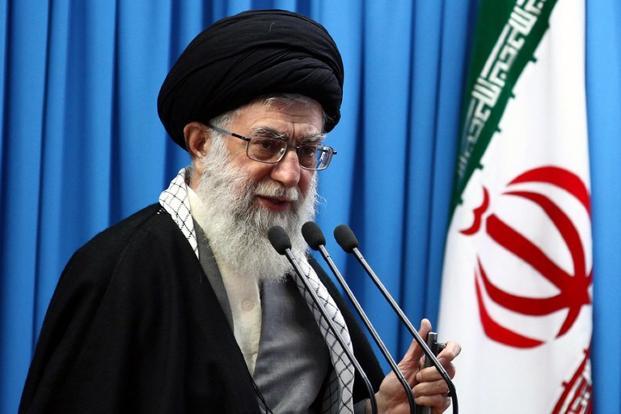 هل يشهد عام 2016 انكفاءً إيرانياً؟