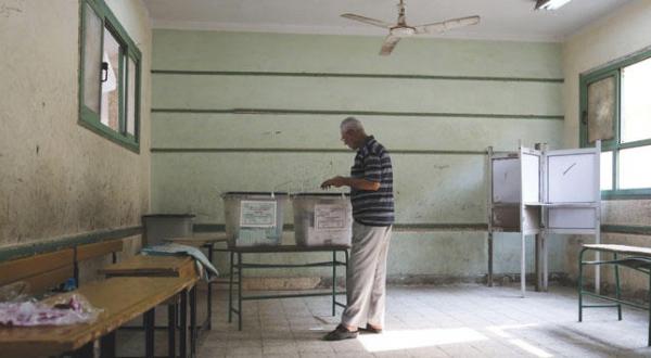 لماذا تراجع المصريون عن المشاركة في الانتخابات؟