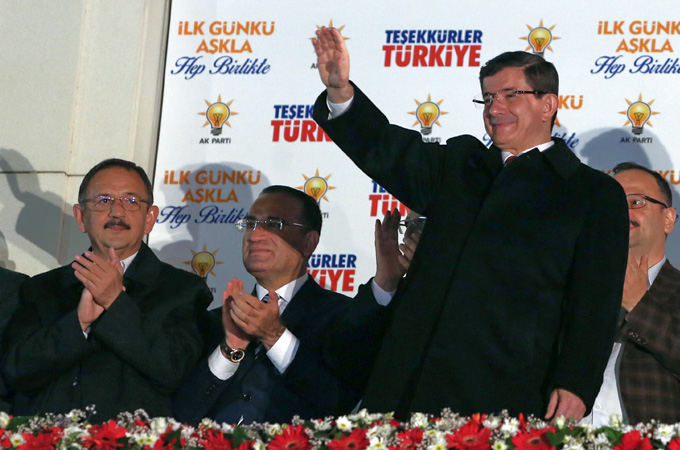 انتخابات الإعادة التركية: عوامل فوز العدلة والتنمية وتداعياته