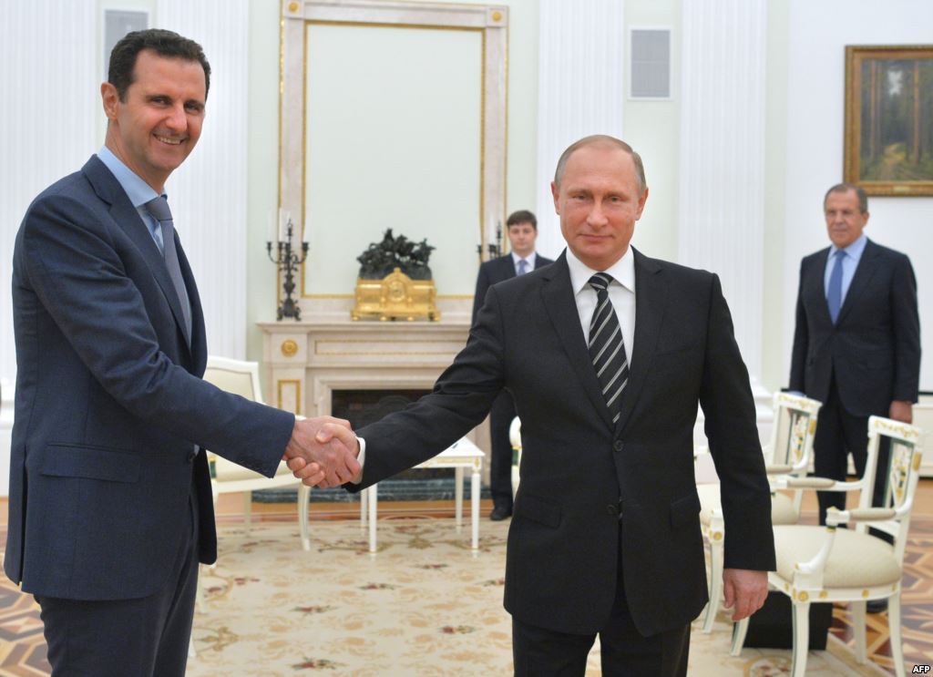 كيف باع الأسد دمشق لإيران وروسيا واشترى النفط من “داعش”؟
