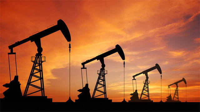 ماذا يحمل 2016 لصناعة النفط والغاز؟