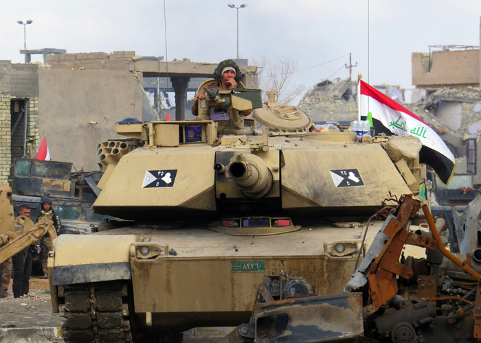 تقدم القوات العراقية نحو الرمادي يكسر صفوف داعش