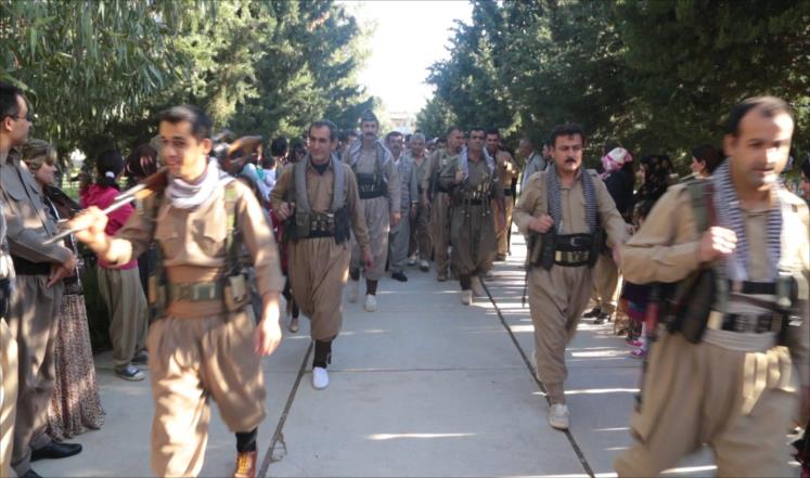 ماذا وراء قرار “الكردستاني الإيراني” إعادة مقاتليه لإيران؟