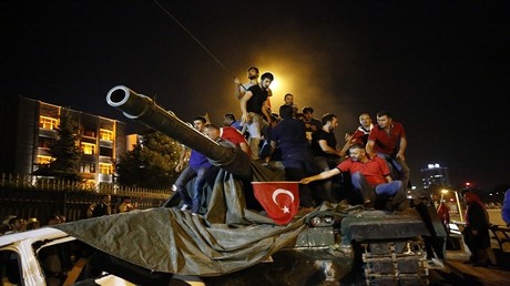 هل نجت تركيا من الانقلاب؟
