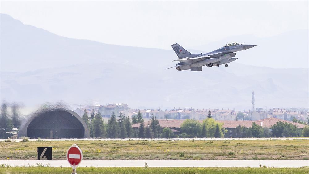 هل شارك مخططو الانقلاب التركي في إسقاط الطائرة الروسية؟