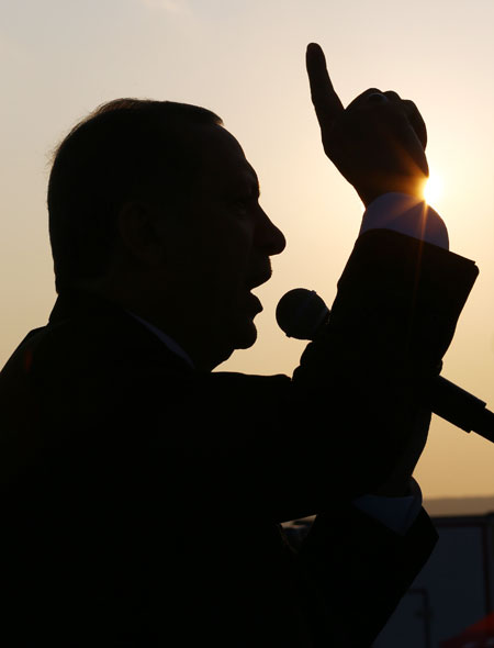 أردوغان يلتحق بخطة بوتين في سوريا