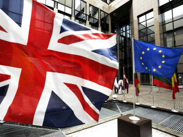 بريطانيا وأوروبا: مطاردة وهم الانفصال