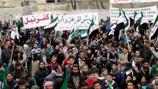 خيارات السوريين بين الموت والهزيمة أو حلب