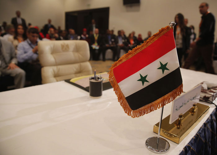 القمة العربية في عمان تناقش الأوضاع بعيدا عن روح الكارثة