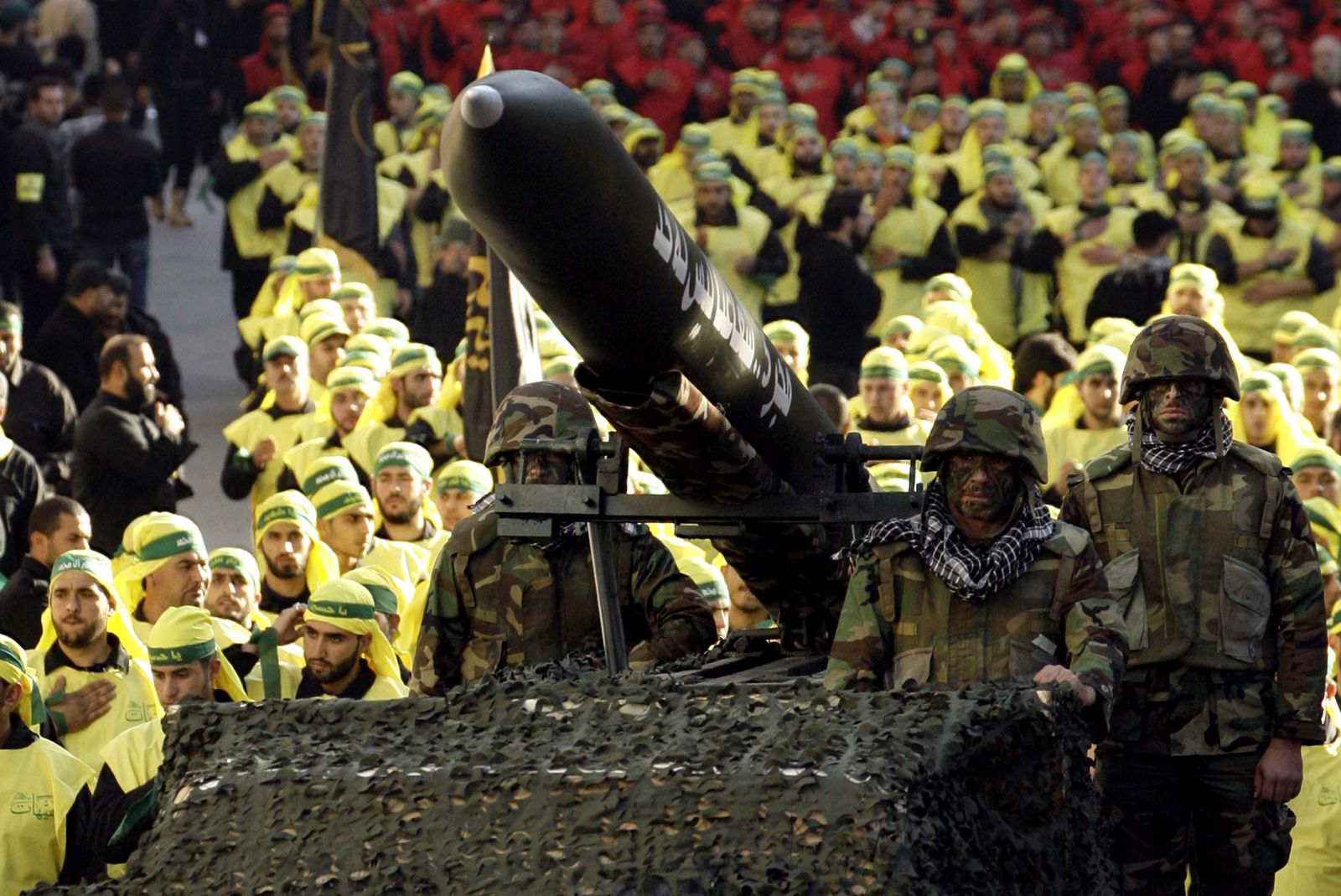 «حزب الله» بين الغرب والشرعية اللبنانية