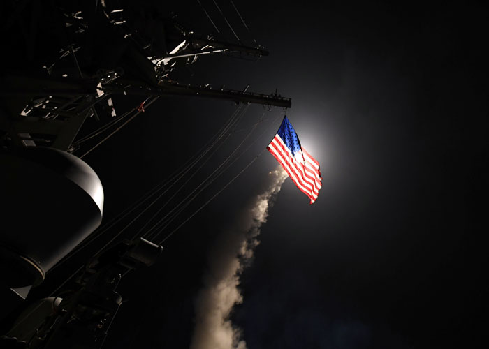 الضربة العسكرية الأميركية تخلط أوراق اللعبة في سوريا