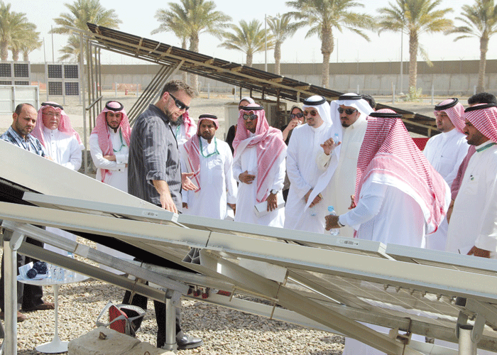 خطط سعودية لتصنيع وتصدير تقنيات الطاقة المتجددة