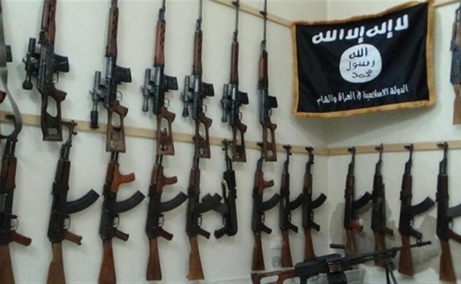 تحليل لقدرات “داعش” في التسليح: أي أسلحة يستخدم ومن أين يحصل عليها؟