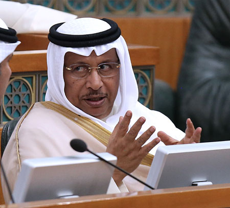 الحكومة الكويتية تتجاوز بنجاح امتحان استجواب رئيسها