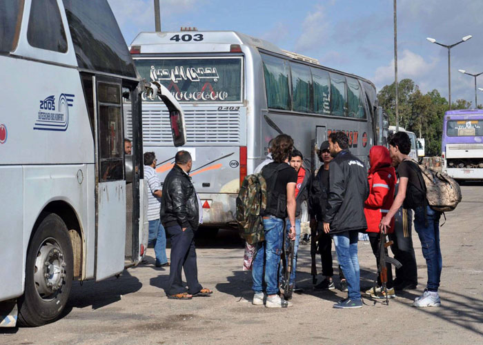 إجلاء الدفعة الأخيرة من مقاتلي المعارضة من حي الوعر في حمص