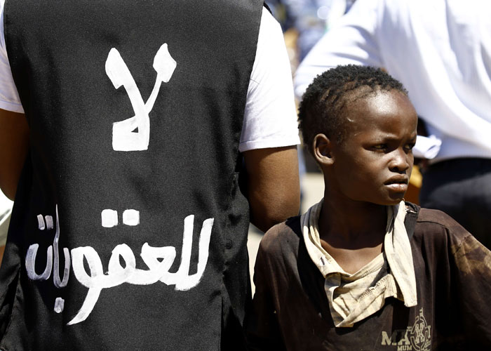 الرياض تقود جهود إتمام رفع العقوبات عن السودان