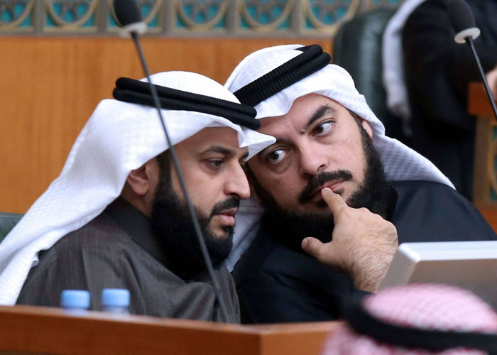 إخوان الكويت يستميتون دفاعا عن مواقعهم بوزارة الأوقاف