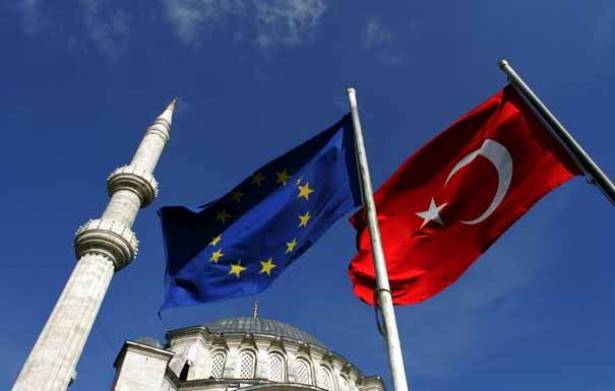 تركيا وأوروبا: وفاء لعضوية مستحيلة