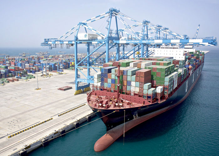 موانئ أبوظبي تتولى تشغيل ميناء الفجيرة لمدة 35 عاما