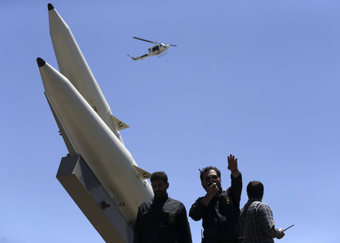 صواريخ إيران على سوريا تخفق في تغيير توازنات الأزمة