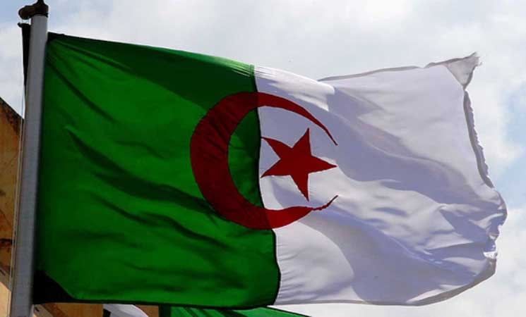 الجزائر تدعو دول الخليج للحوار واحترام مبدأ حسن الجوار
