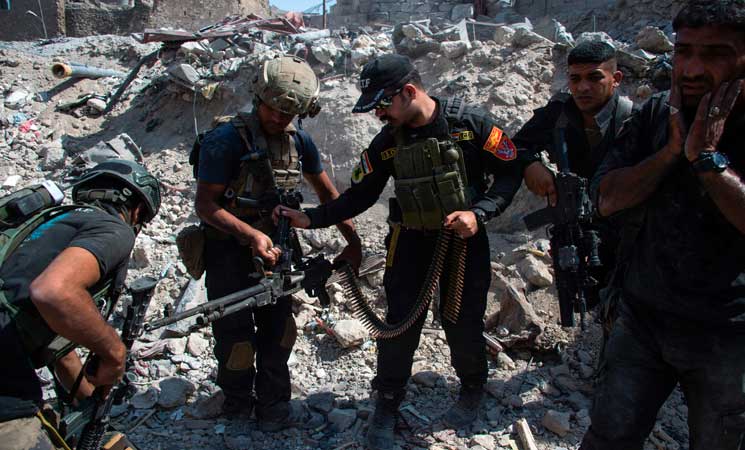 مقتل شرطي واثنين من “الدولة” في هجوم للقوات العراقية على شمال الشرقاط