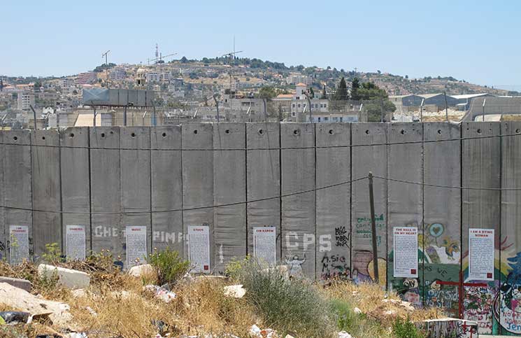 ﻿إسرائيل تخطط لبناء جدار عازل تحت الأرض على الحدود مع سيناء