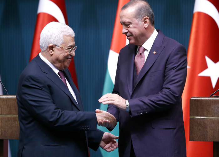 عباس يفشل في انتزاع ضمانات تركية للمصالحة مع حماس