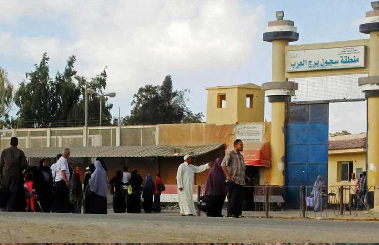 ﻿نقل 100 معتقل مصري من سجن في الإسكندرية إلى مكان مجهول