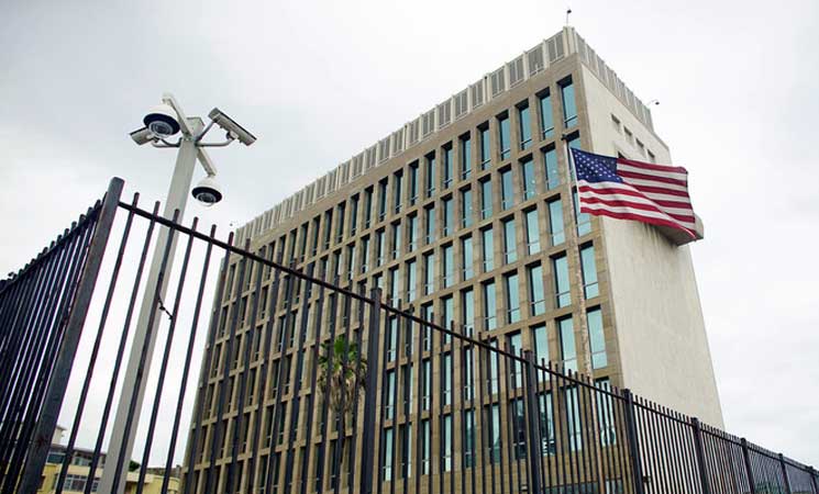 جمعية أمريكية: موظفو السفارة الأمريكية في كوبا تعرضوا لإصابات فى المخ وفقدان في السمع