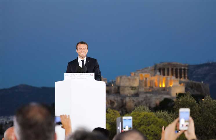 ﻿ماكرون يبحث مع اليونان الاستثمار في البنى التحتية والتقنيات الجديدة ويدعو إلى «إعادة بناء» الاتحاد الأوروبي