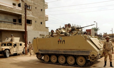 مصر تخنق مسلحي سيناء ومتطرفي غزة بتمديد المنطقة العازلة
