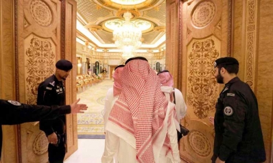 فنادق في الرياض بينها “الريتز كارلتون” تحولت لمراكز احتجاز وتحقيق مع الأمراء والوزراء الموقوفين