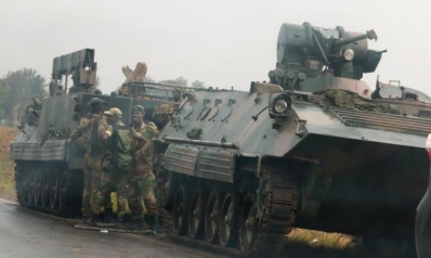 الجيش يعلن استيلاءه على السلطة في زيمبابوي
